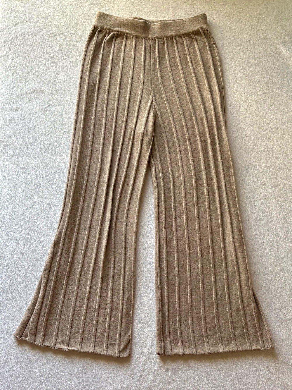 Promesa Wide-Leg Ribbed Knit Pants in Beige